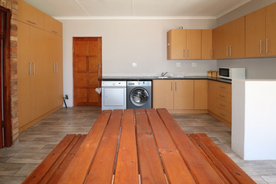 3 Bedroom Property for Sale in Flamwood North West